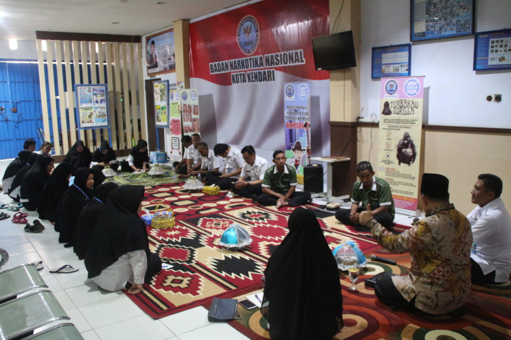 Peserta Kegiatan Pembinaan Rohani & Mental Pegawai BNN Kota Kendari