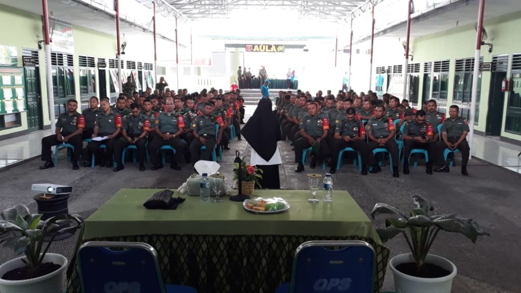 BNN Kota Kendari Periksa Tes Urine dan Sosialisasi Anggota Kodim 1417 Kendari