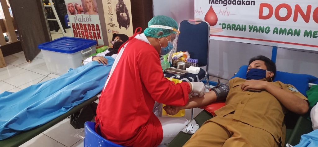 25 Orang Mendonorkan Darahnya di Kantor BNN Kota Kendari, Ada Apa?