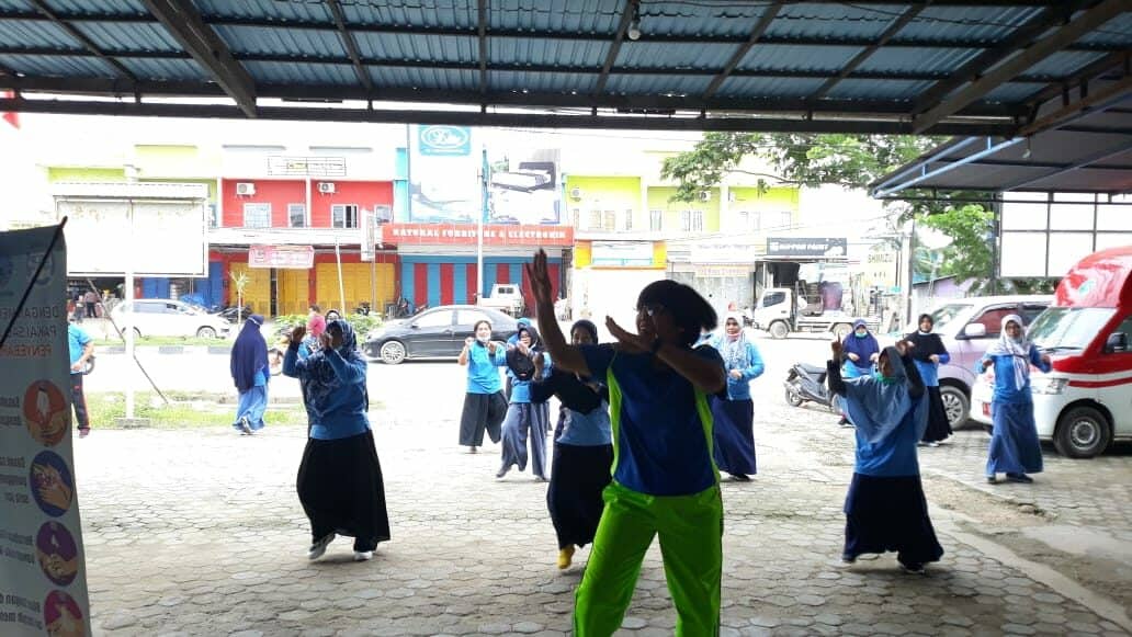 Tetap Sehat di Masa Pandemi, BNN Kota Kendari Lakukan Senam Kebugaran Jasmani