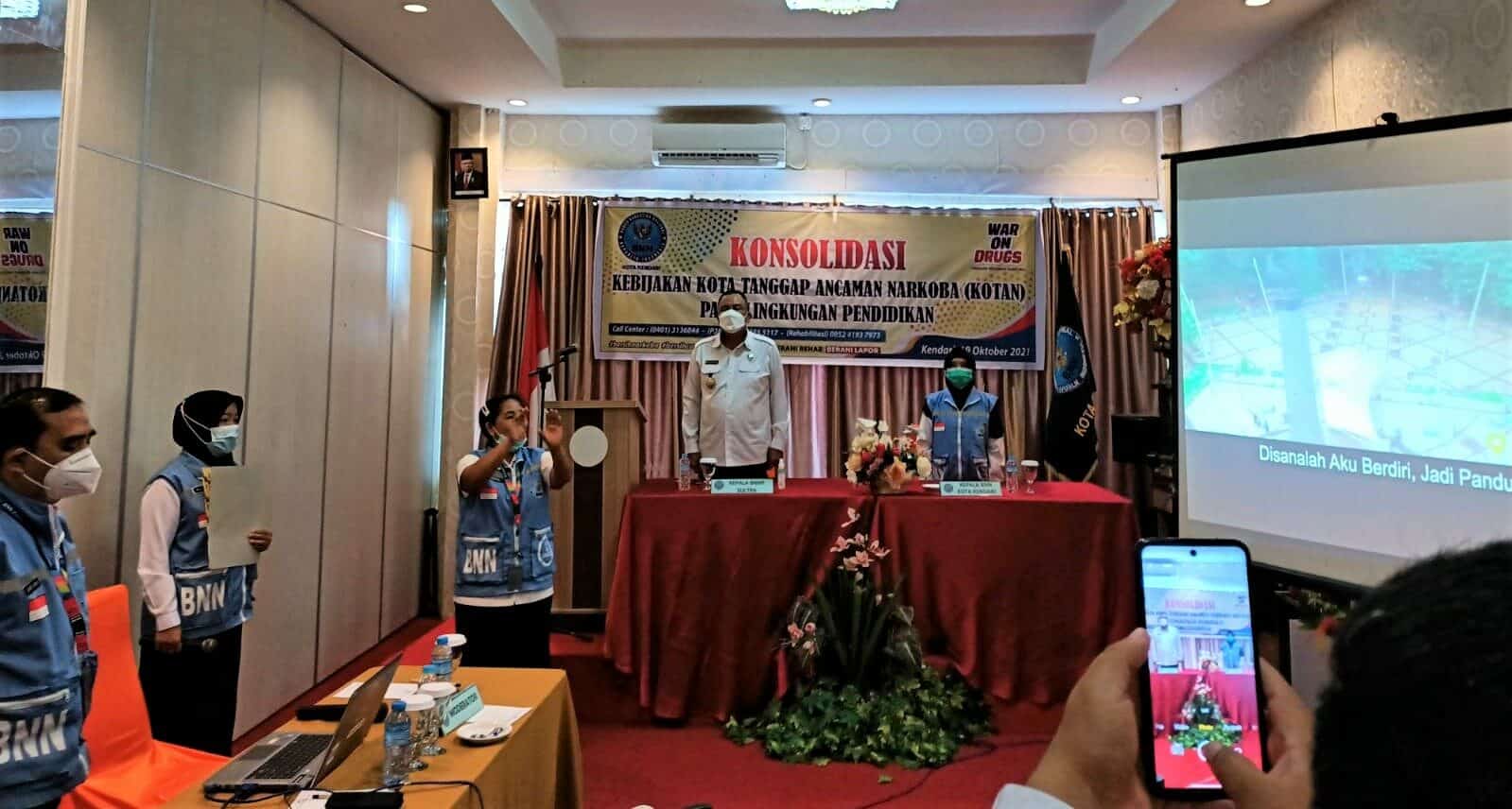 Konsolidasi Kebijakan Kota Tanggap Ancaman Narkoba pada Lingkungan Pendidikan Konsolidasi Kebijakan Kota Tanggap Ancaman Narkoba pada Lingkungan Pendidikan