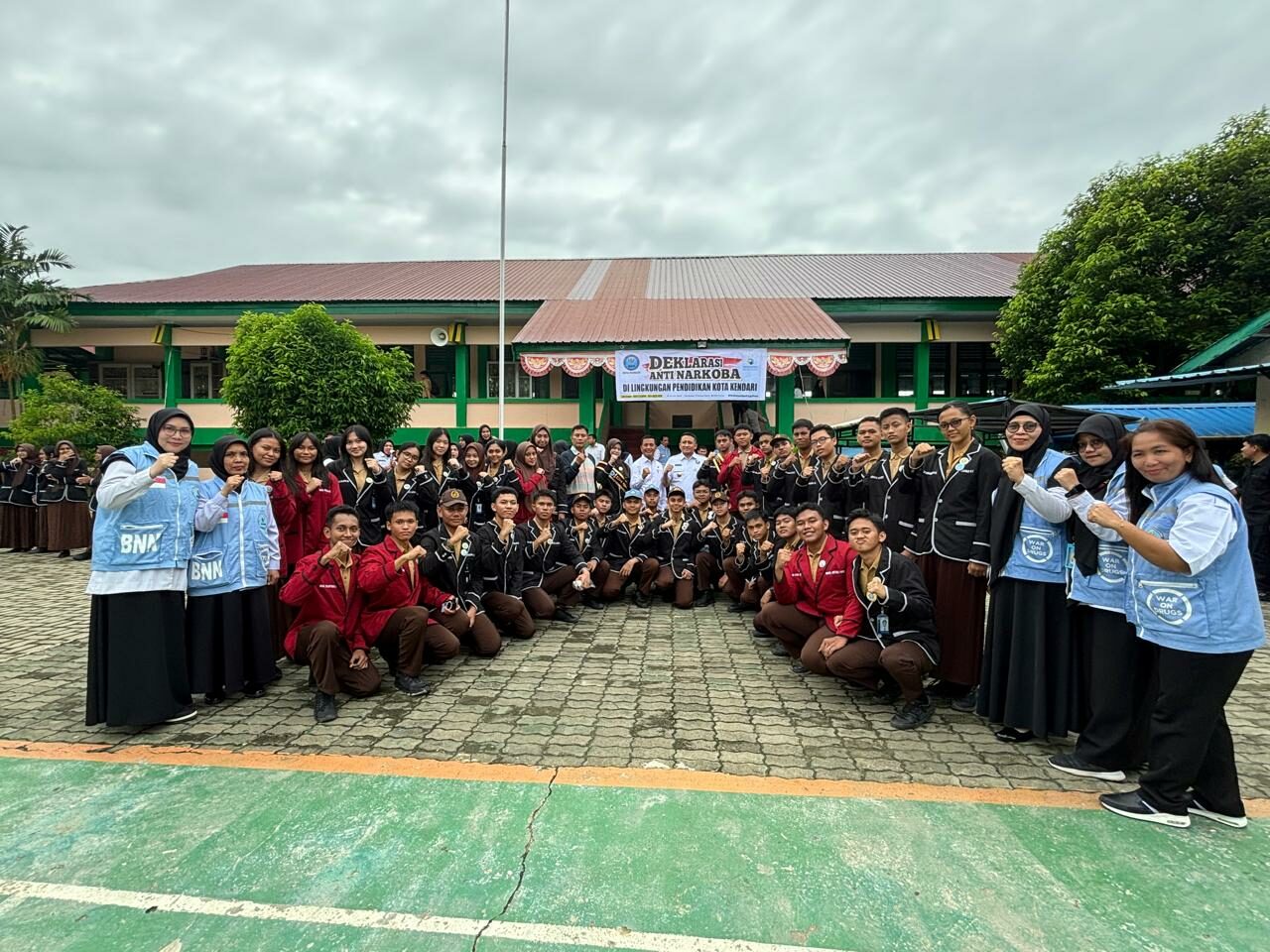 Pelajar SMAN 1 Kendari Deklarasikan Pelajar Anti Narkotika
